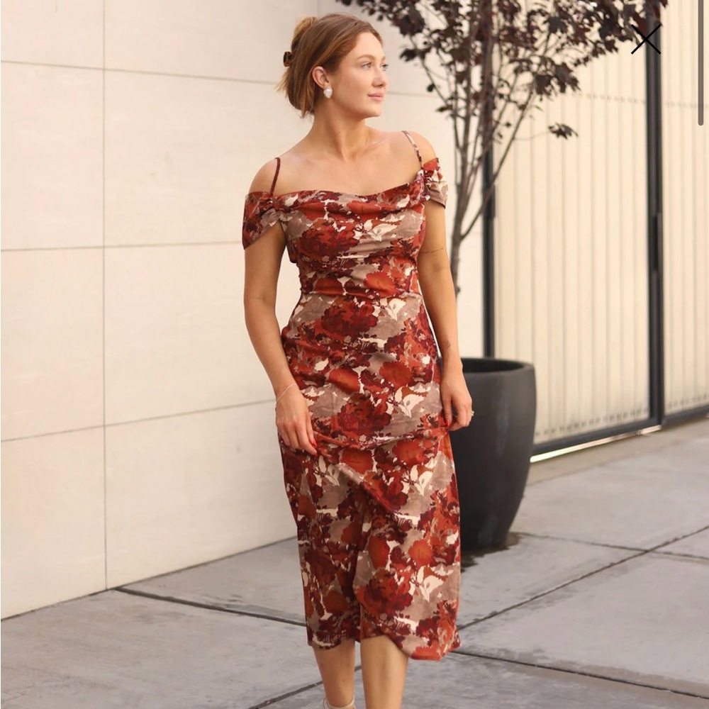 Women’s dress